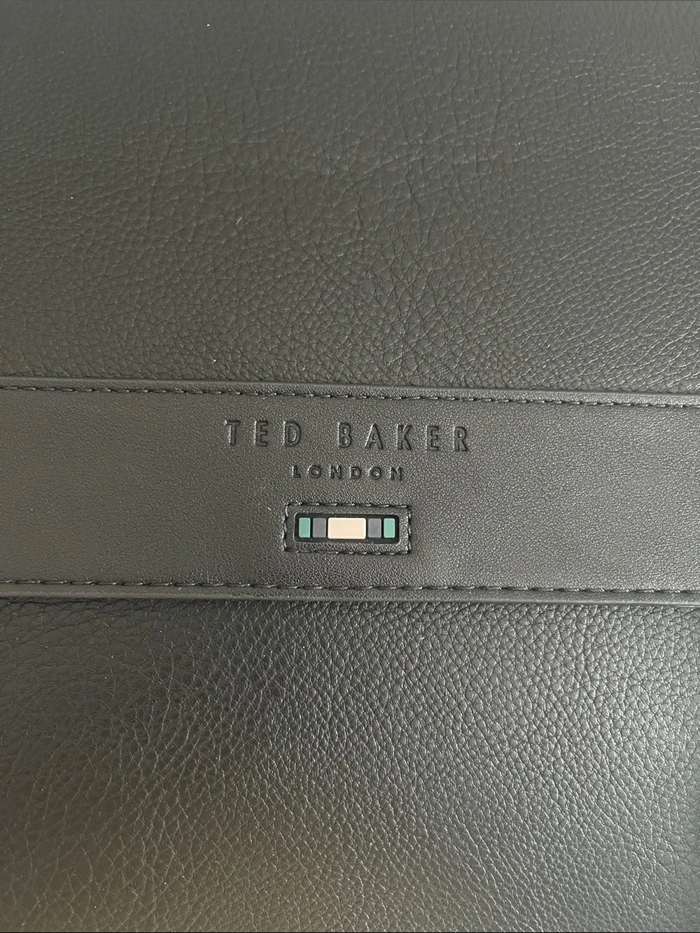 Ted Baker Irvine Pebbled Magnetic Snap Messenger Bag - Picture 6 of 14